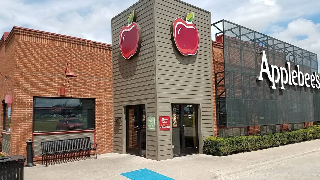 Applebees Grill + Bar | restaurant | 1901 N Belt Line Rd, Irving, TX 75061, USA | 9723130081 OR +1 972-313-0081