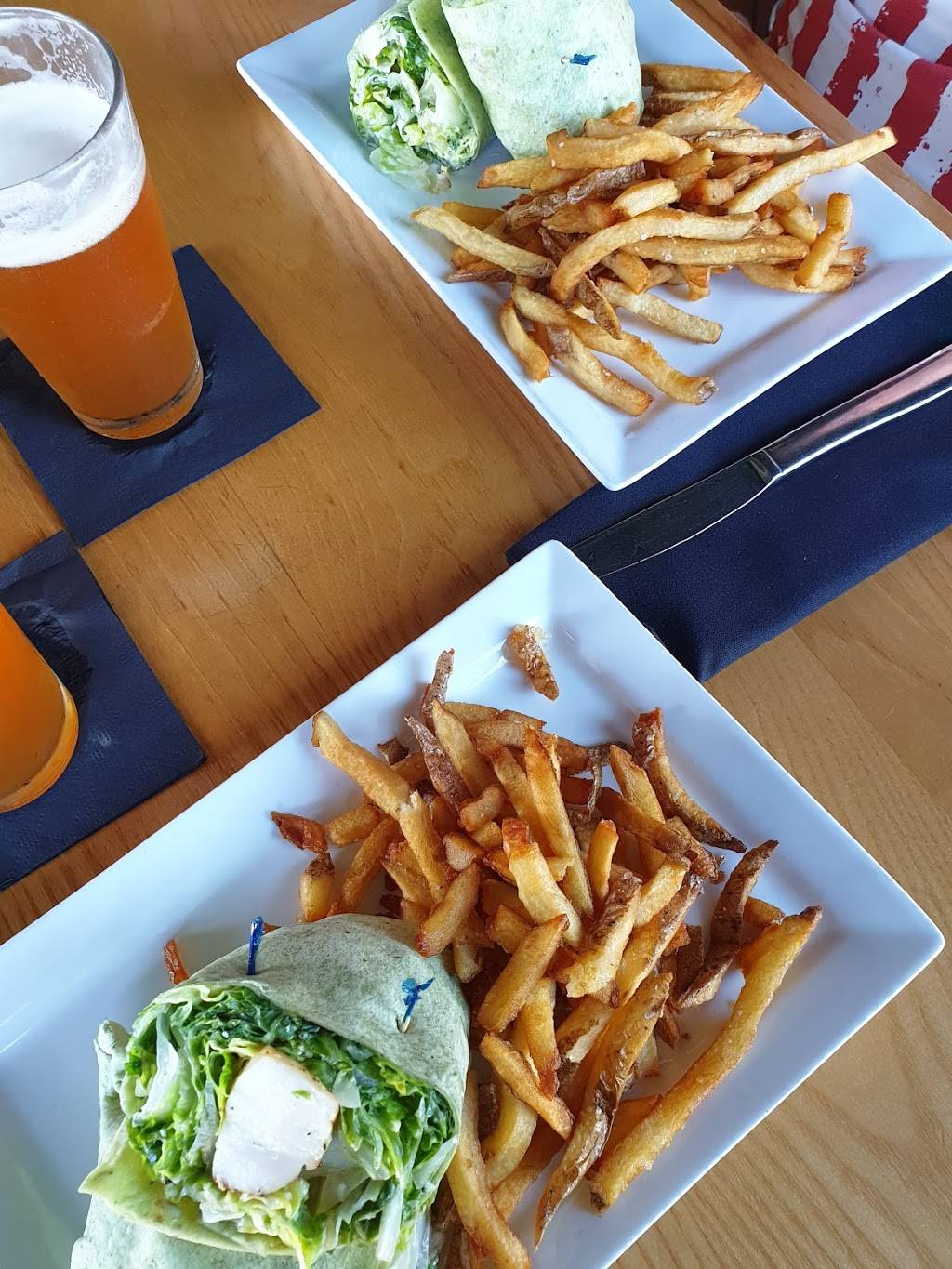 Ross Grill | restaurant | 237 Commercial St, Provincetown, MA 02657, USA | 5084878878 OR +1 508-487-8878