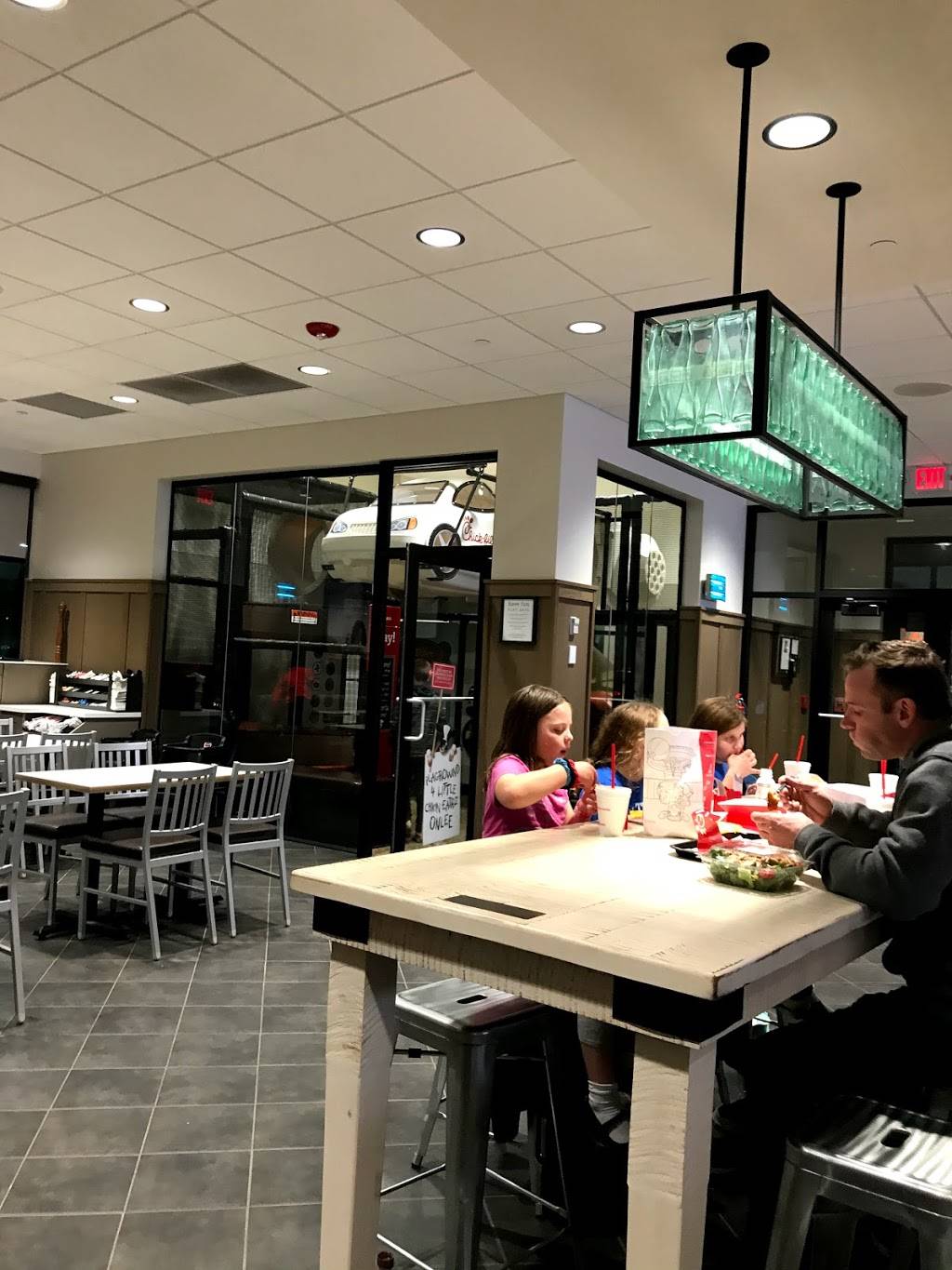 Chick-fil-A | restaurant | 5650 W Touhy Ave, Niles, IL 60714, USA | 8336378872 OR +1 833-637-8872