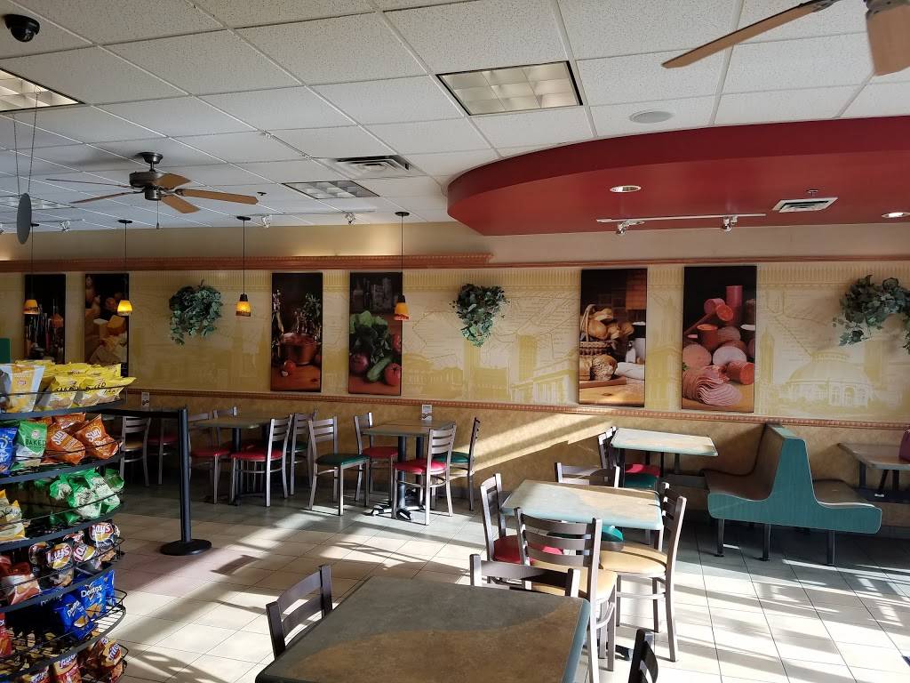 Subway | meal takeaway | 1999 Pacific Ave Suite B, Woodland, WA 98674, USA | 3602250500 OR +1 360-225-0500