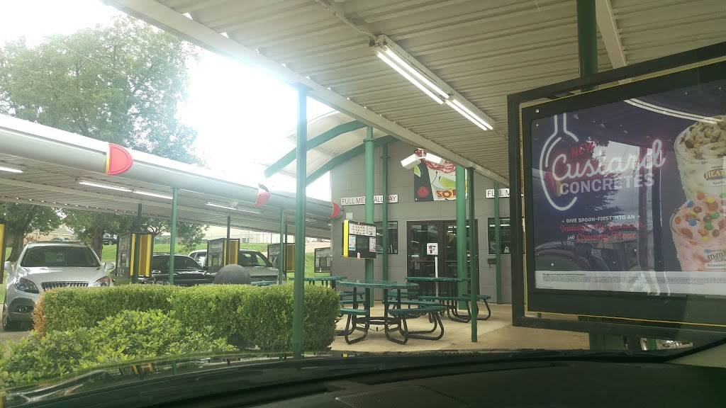 Sonic Drive-In | restaurant | 200 Highway 35 North, Carthage, MS 39051, USA | 6012674555 OR +1 601-267-4555