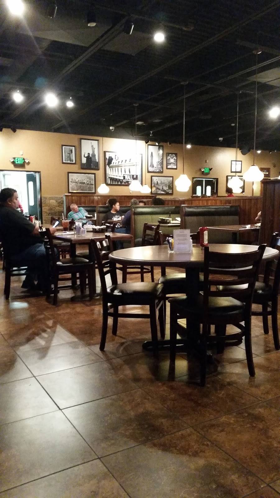 Wall Street Grill | restaurant | 2721 N Central Ave, Humboldt, TN 38343, USA | 7317841214 OR +1 731-784-1214