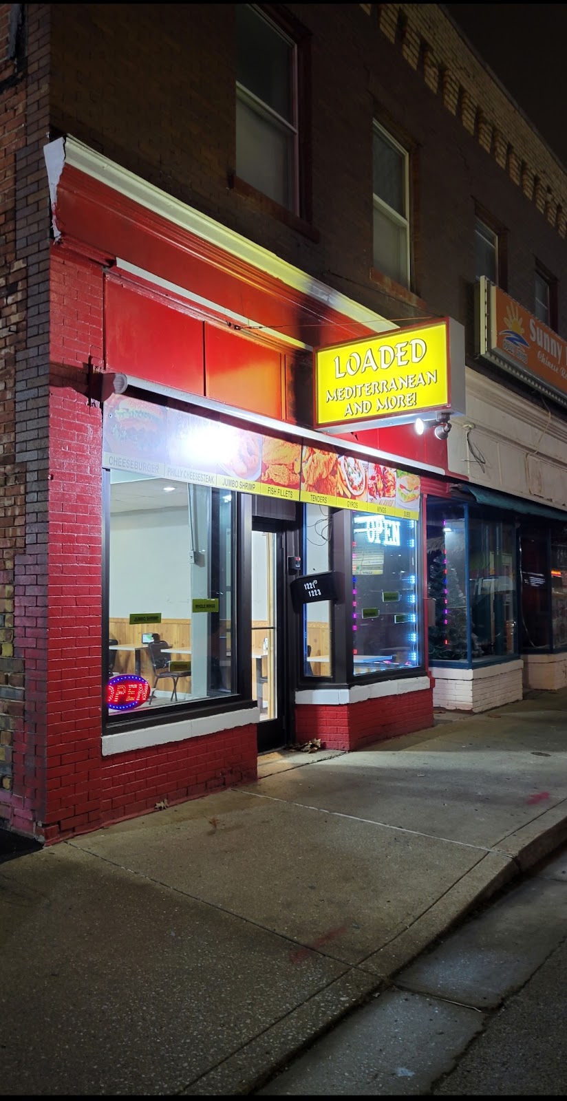 Loaded Sandwiches | restaurant | 1223 W Main St, Peoria, IL 61606, USA | 3098392580 OR +1 309-839-2580