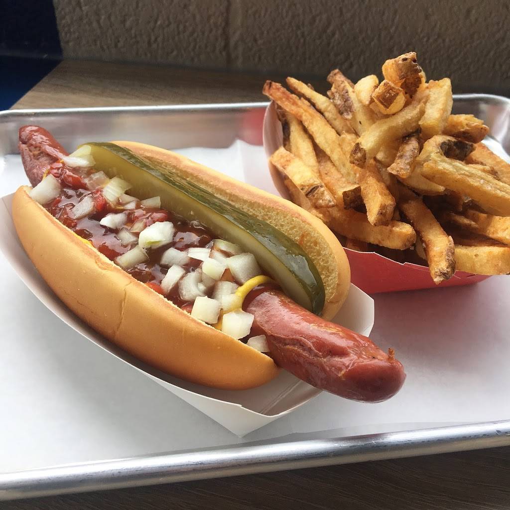 Frank Gourmet Hot Dogs | restaurant | 707 Kenmore Ave, Buffalo, NY 14223, USA | 7163225933 OR +1 716-322-5933