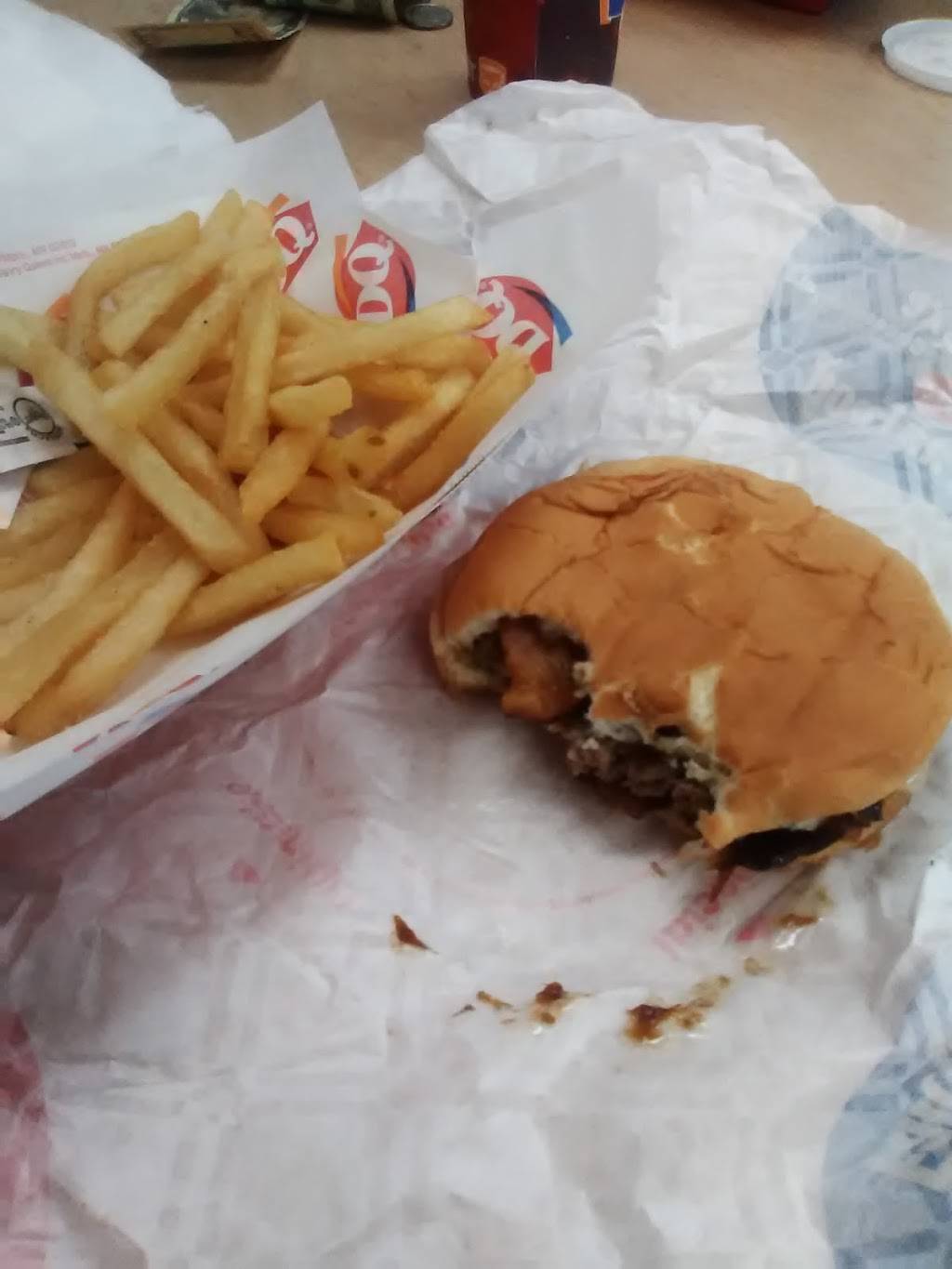 Dairy Queen Grill & Chill | restaurant | 110 Elm St, Clinton, IN 47842, USA | 7658322537 OR +1 765-832-2537