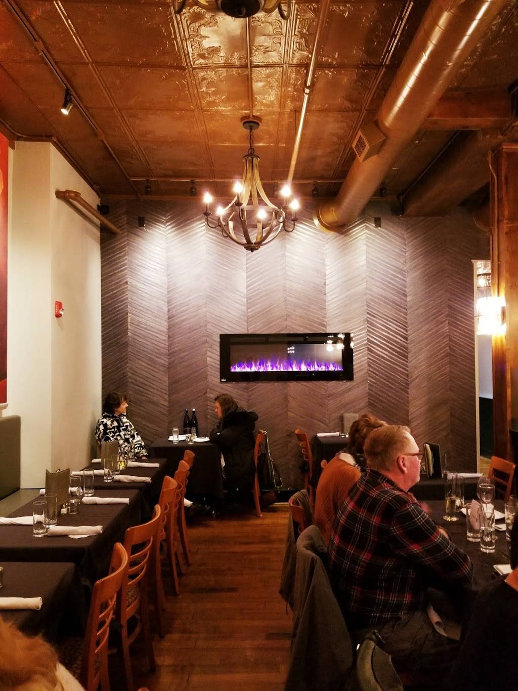 Js Place | restaurant | 39 W Main St, Middletown, NY 10940, USA | 8454674156 OR +1 845-467-4156