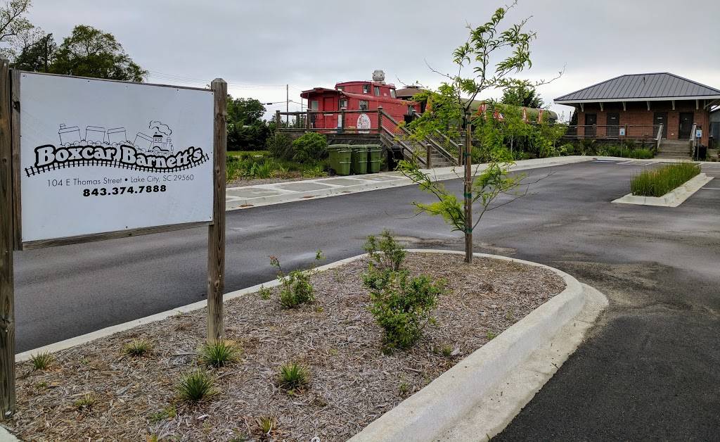 Boxcar Barnetts | restaurant | 104 E Thomas St, Lake City, SC 29560, USA | 8433747888 OR +1 843-374-7888