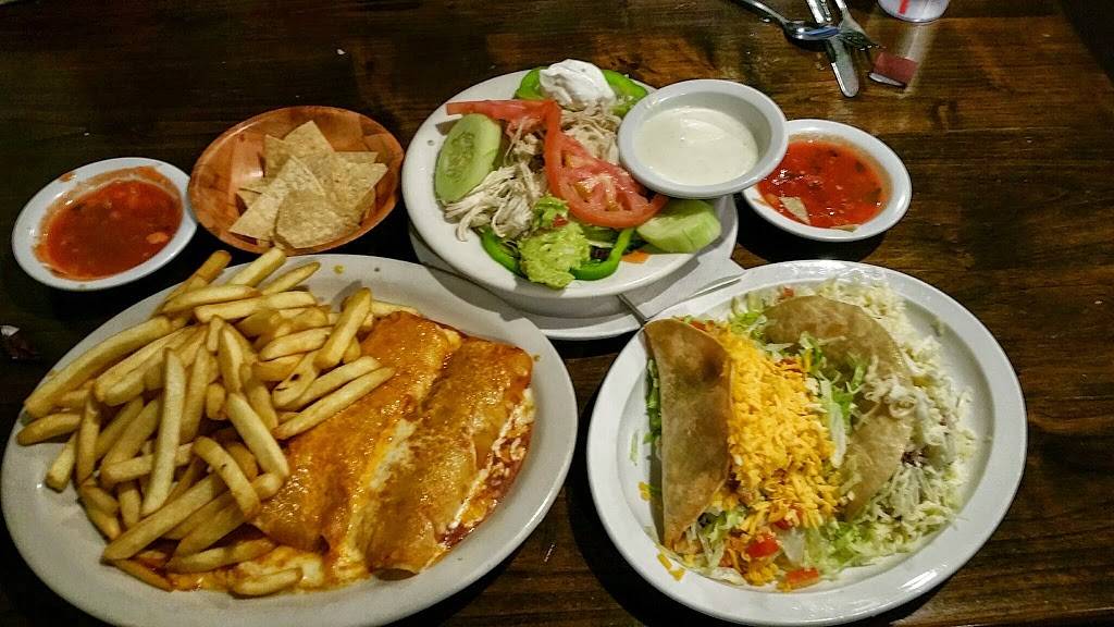 Pinas Mexican Restaurant | restaurant | 1430 W 25th St, San Pedro, CA 90732, USA | 4243080209 OR +1 424-308-0209