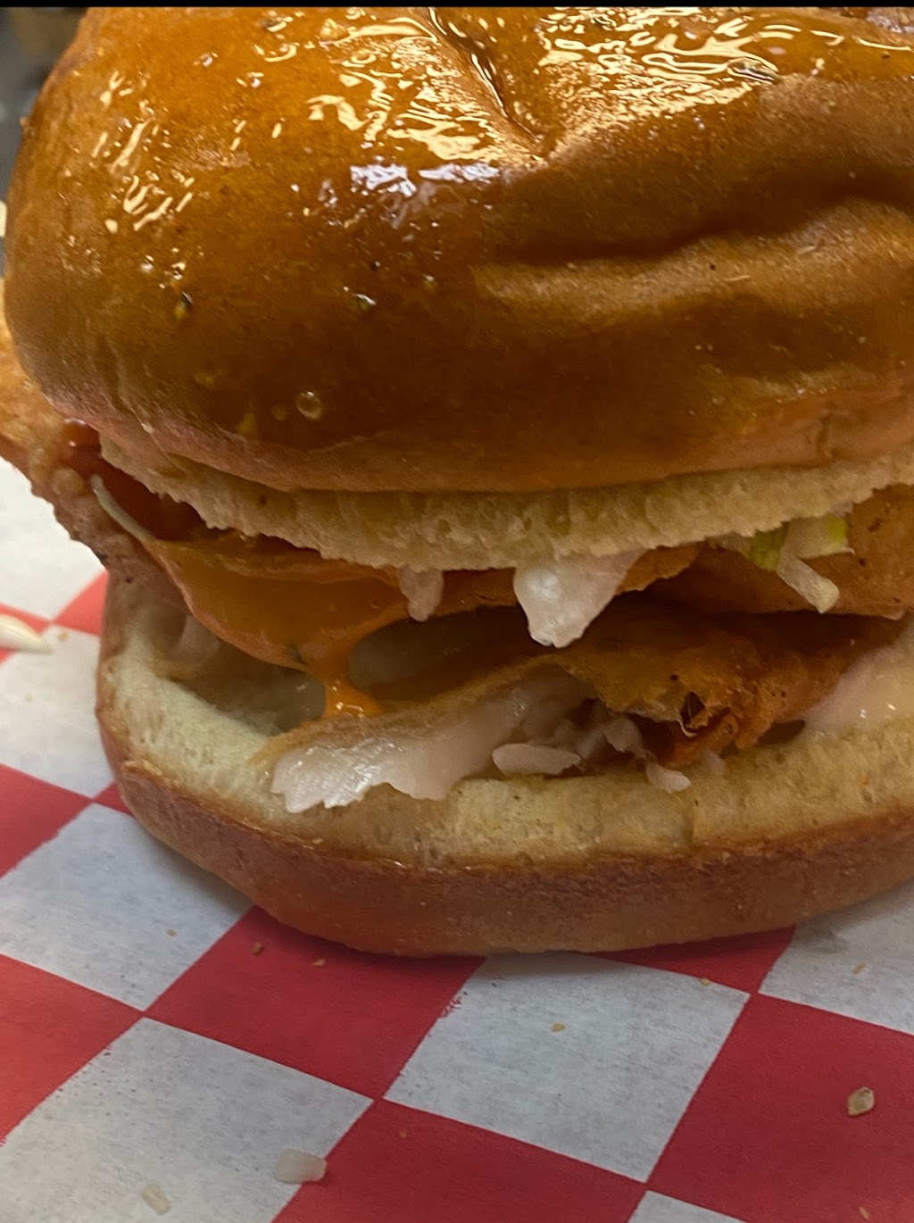 Shugs Shack | restaurant | 7235 Elmwood Ave, Philadelphia, PA 19142, USA | 2155201006 OR +1 215-520-1006