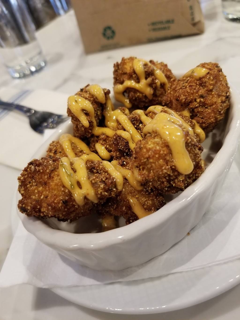 1764 Public House | restaurant | 39 N Euclid Ave, St. Louis, MO 63108, USA | 3144058221 OR +1 314-405-8221