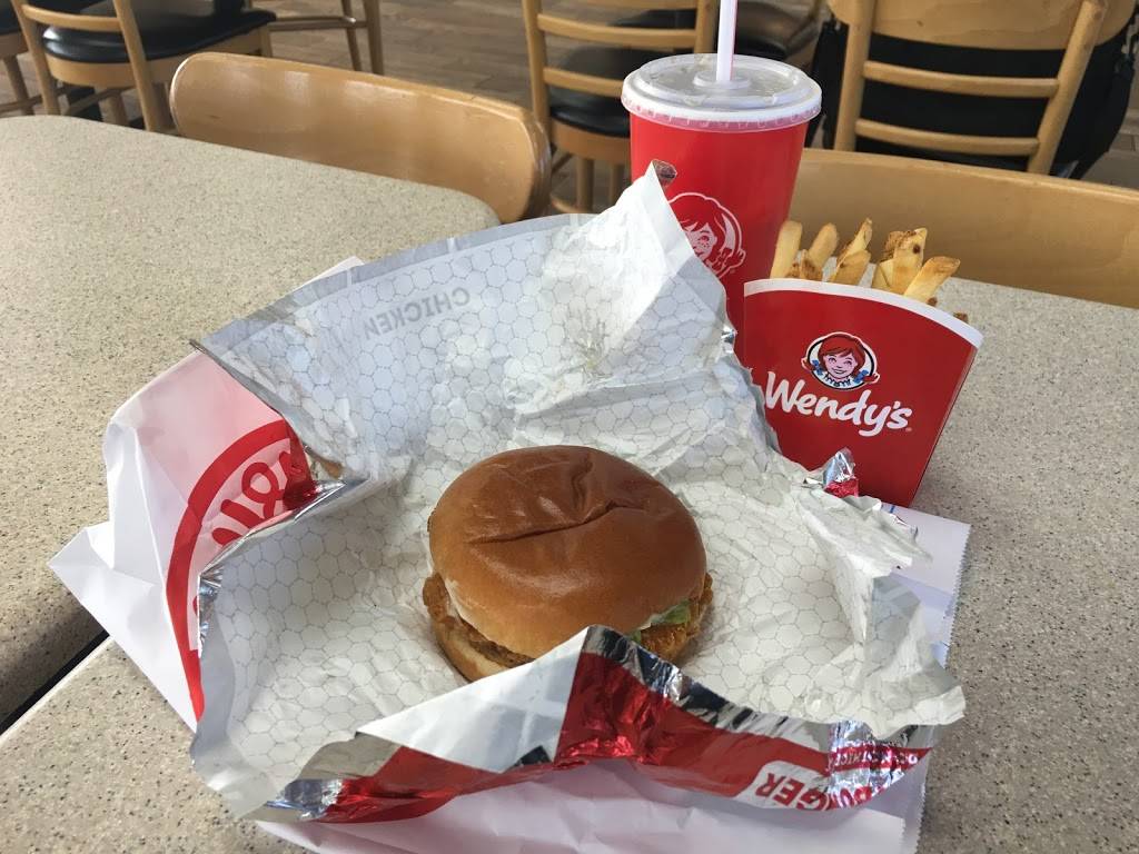 Wendys | restaurant | 7513 Greenbelt Rd, Greenbelt, MD 20770, USA | 3014747131 OR +1 301-474-7131