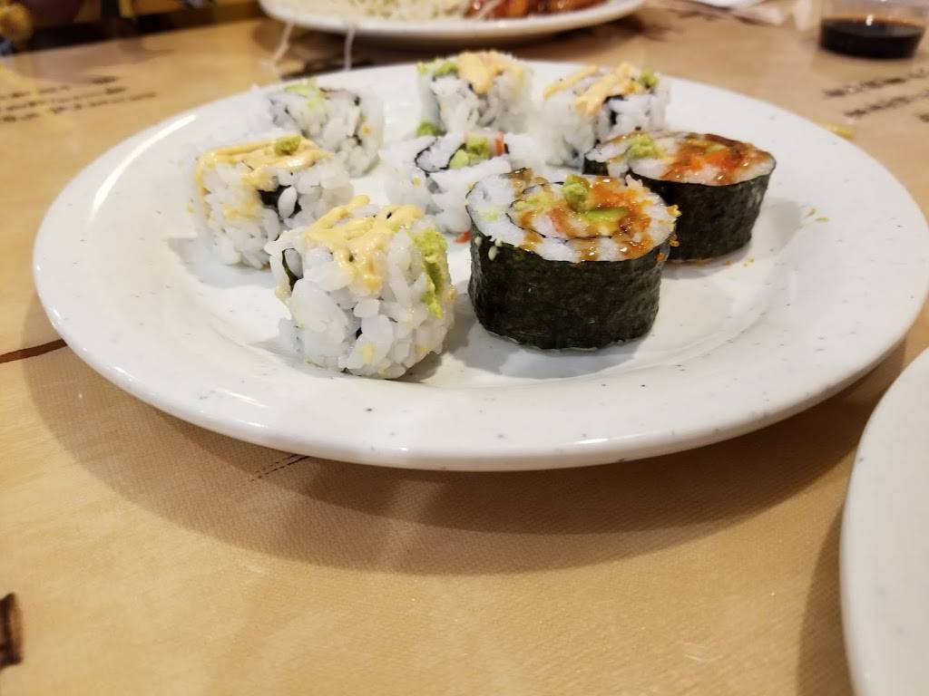 Fuji Asian Buffet | restaurant | 806 Wacker Dr #126, Dubuque, IA 52002, USA | 5635878999 OR +1 563-587-8999