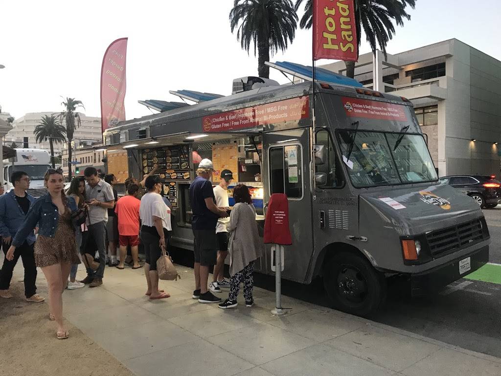 Empire hot dog | restaurant | 1400 Ocean Ave, Santa Monica, CA 90401, USA | 7866124267 OR +1 786-612-4267