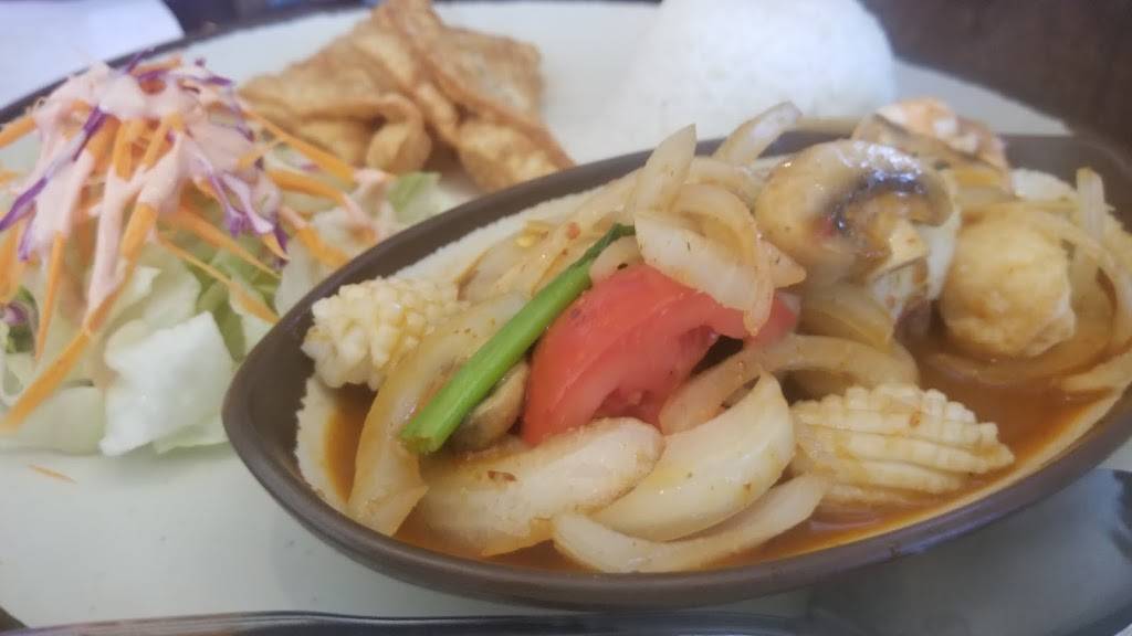 Suriya Thai | restaurant | 123 W California Blvd, Pasadena, CA 91105, USA | 6265777273 OR +1 626-577-7273