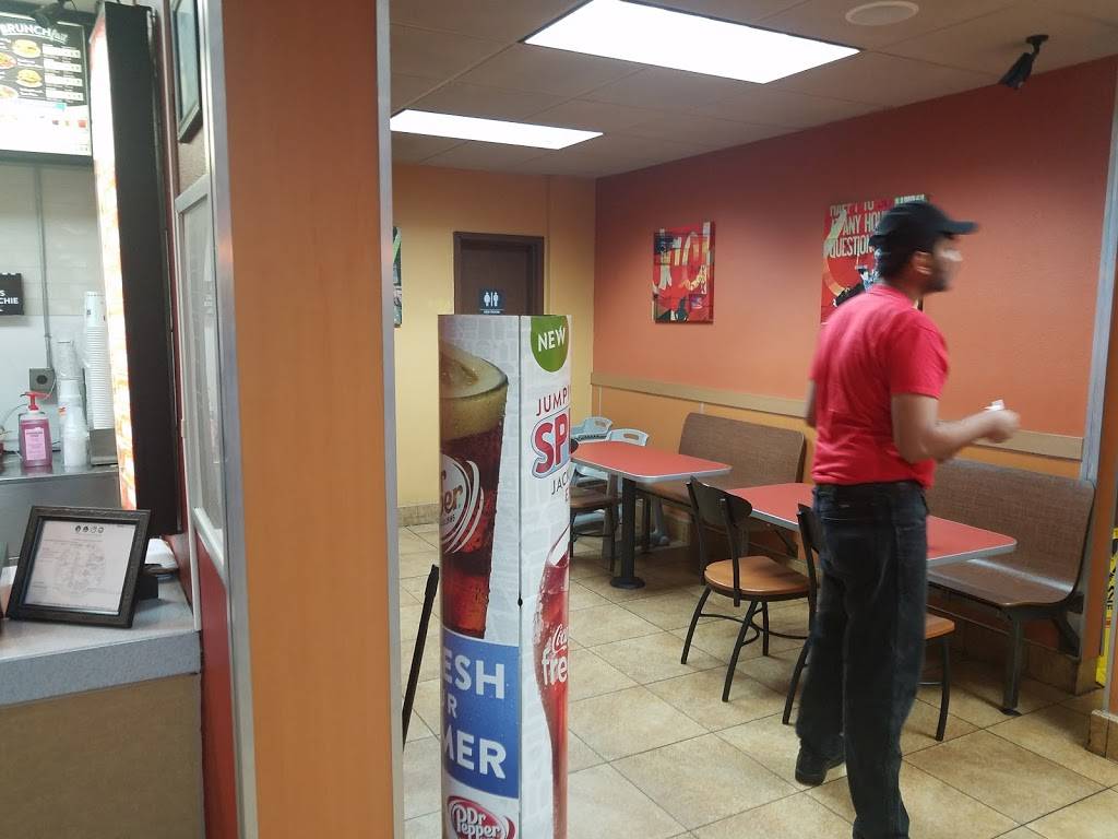 Jack in the Box | restaurant | 986 Woodside Rd, Redwood City, CA 94061, USA | 4085151327 OR +1 408-515-1327