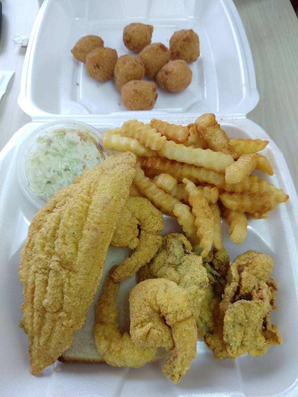 Ellis Seafood | restaurant | 1379 Getwell Rd, Memphis, TN 38111, USA | 9015052895 OR +1 901-505-2895