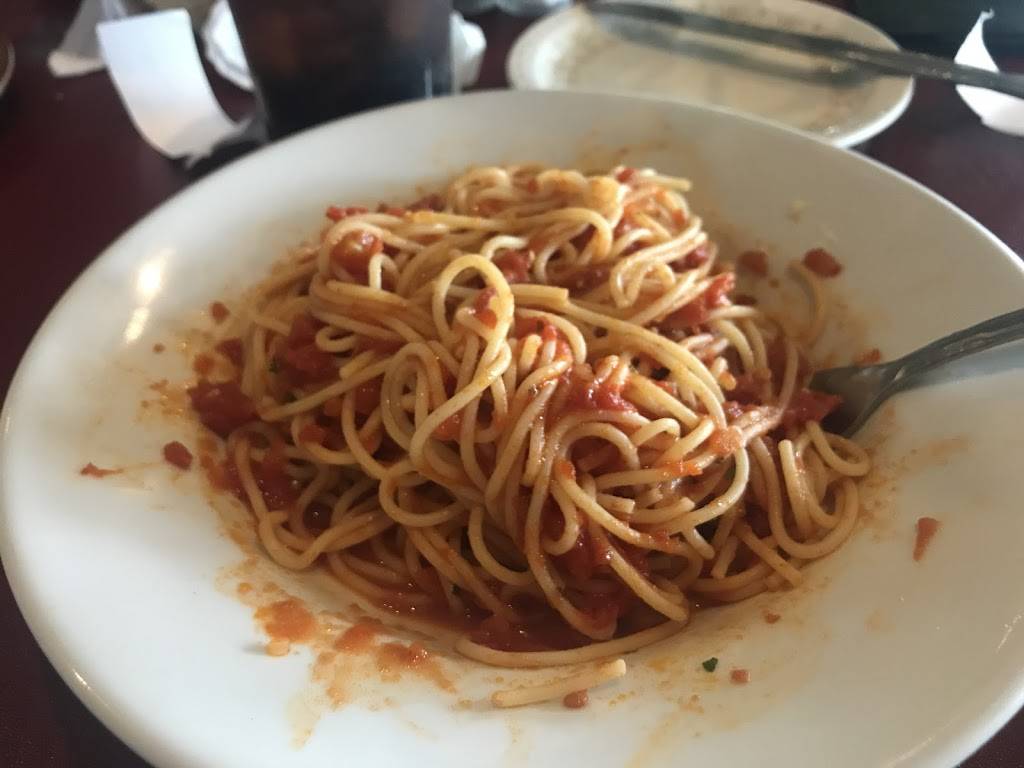 Julianos Italian Restaurant | restaurant | 12052 Hesperia Rd #9, Hesperia, CA 92345, USA | 7609490595 OR +1 760-949-0595