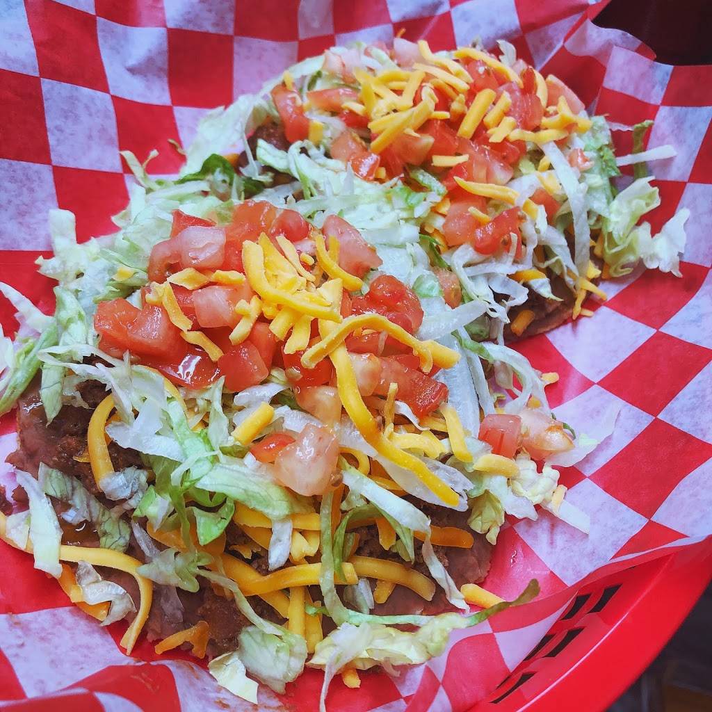 Filés Burgers | restaurant | 543 Ceralvo St, San Antonio, TX 78207, USA | 2102671330 OR +1 210-267-1330