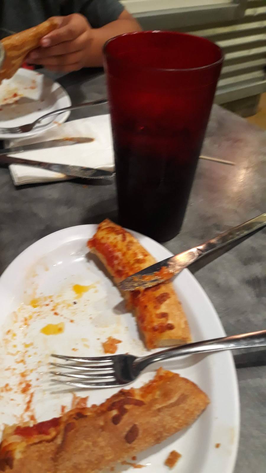 Beach Pizza | restaurant | 8601 Lincoln Blvd, Westchester, CA 90045, USA | 3108272000 OR +1 310-827-2000