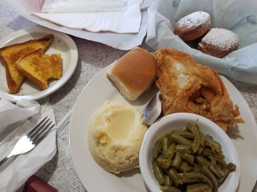 Chicken Inn | restaurant | 541 E Hendricks St, Shelbyville, IN 46176, USA | 3173926088 OR +1 317-392-6088