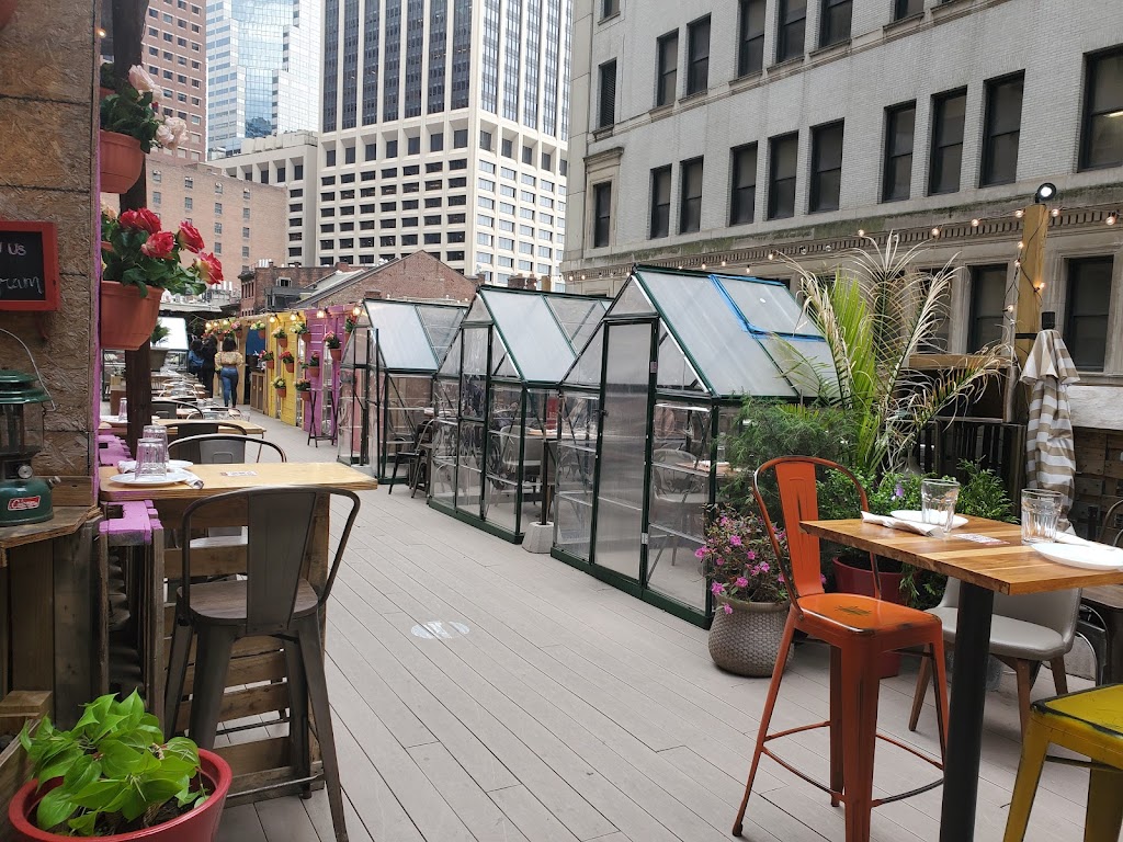Ampia Rooftop Restaurant | restaurant | 100 Broad Street, 2nd Fl Entrance on Bridge Street b/t Broad St and, Whitehall St, New York, NY 10004, USA | 2124224102 OR +1 212-422-4102