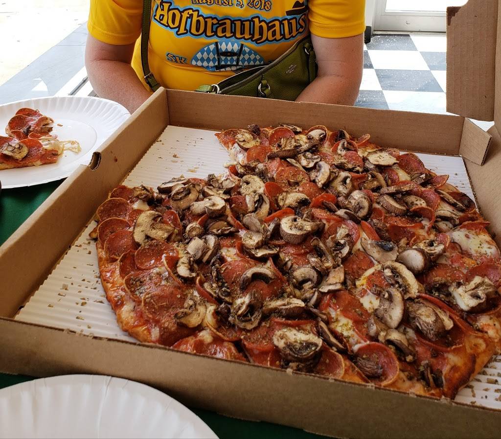 Poor Juniors Pizza | restaurant | 14701 Detroit Ave #103, Lakewood, OH 44107, USA | 2168014326 OR +1 216-801-4326