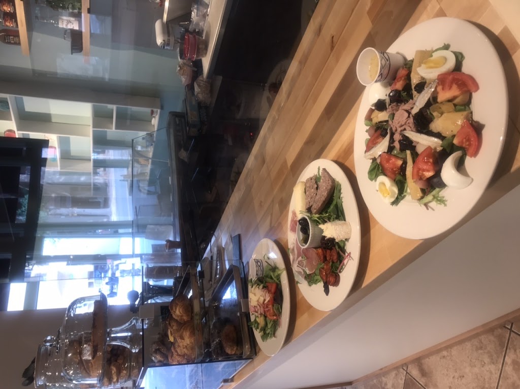 Cafe Des Artistes | restaurant | 130 Lincoln Ave, Santa Fe, NM 87501, USA | 5058202535 OR +1 505-820-2535