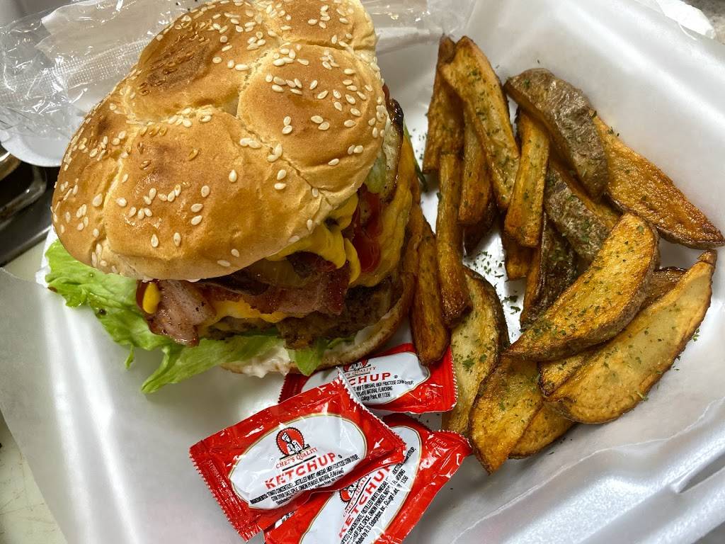 Balenci Bar and Grill | restaurant | 15655 US-395, Victorville, CA 92394, USA | 4422955612 OR +1 442-295-5612