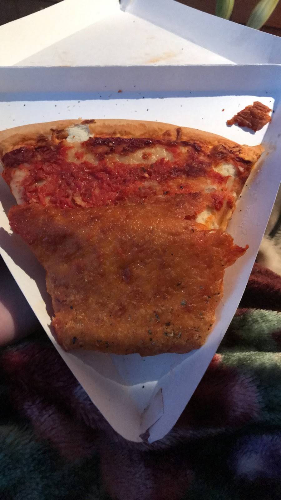 Waldo Cooneys Pizza | restaurant | 2640 W 51st St, Chicago, IL 60632, USA | 7734340313 OR +1 773-434-0313