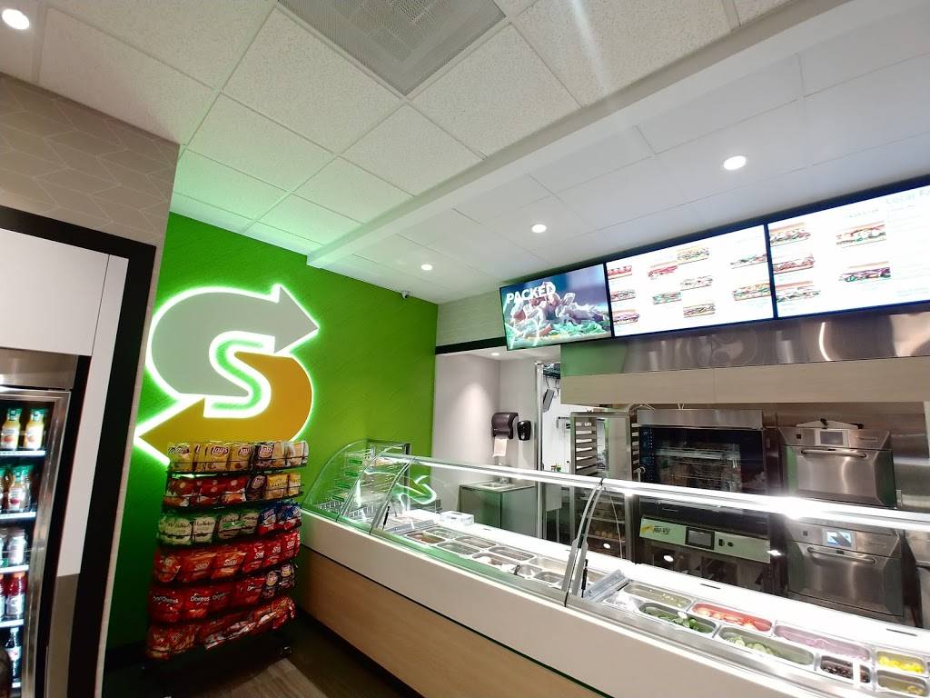 subway restaurant | restaurant | 1300 W Cermak Rd, Chicago, IL 60608, USA | 3126839578 OR +1 312-683-9578
