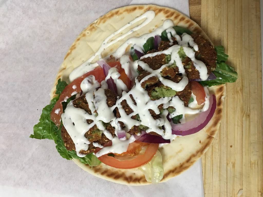 Queen Pizza & krispy Krunchy Chicken | restaurant | 2697 Mt Vernon Ave #B, Bakersfield, CA 93306, USA | 6614930205 OR +1 661-493-0205