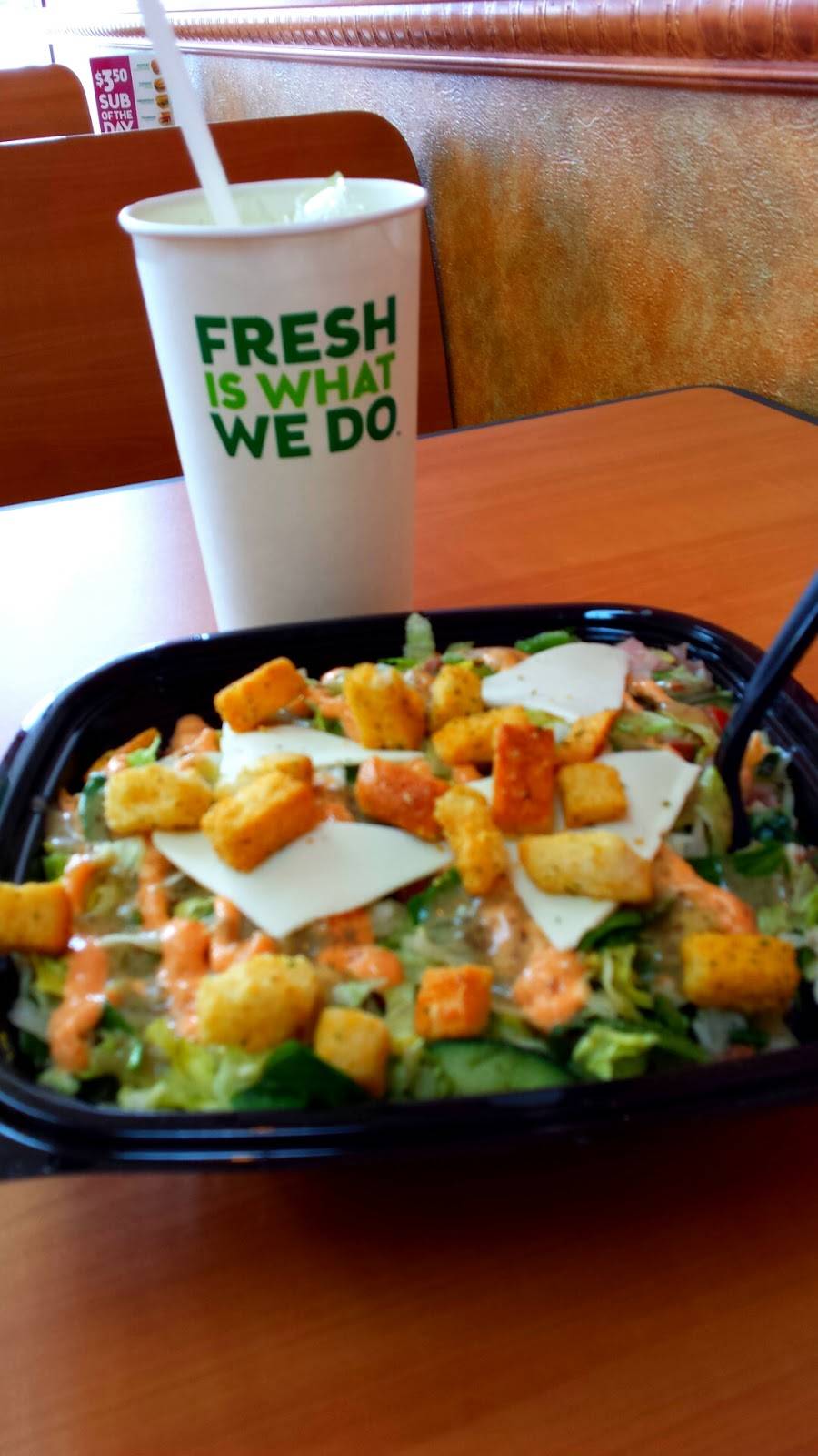 Subway Restaurants | restaurant | 124 The Acres, Lewisburg, TN 37091, USA | 9312707786 OR +1 931-270-7786