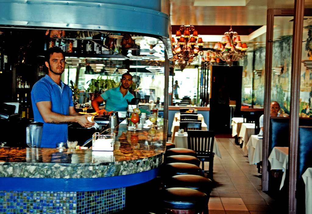 Cafe DEtoile | restaurant | 8941 1/2 Santa Monica Boulevard, West Hollywood, CA 90069, USA | 3102781011 OR +1 310-278-1011