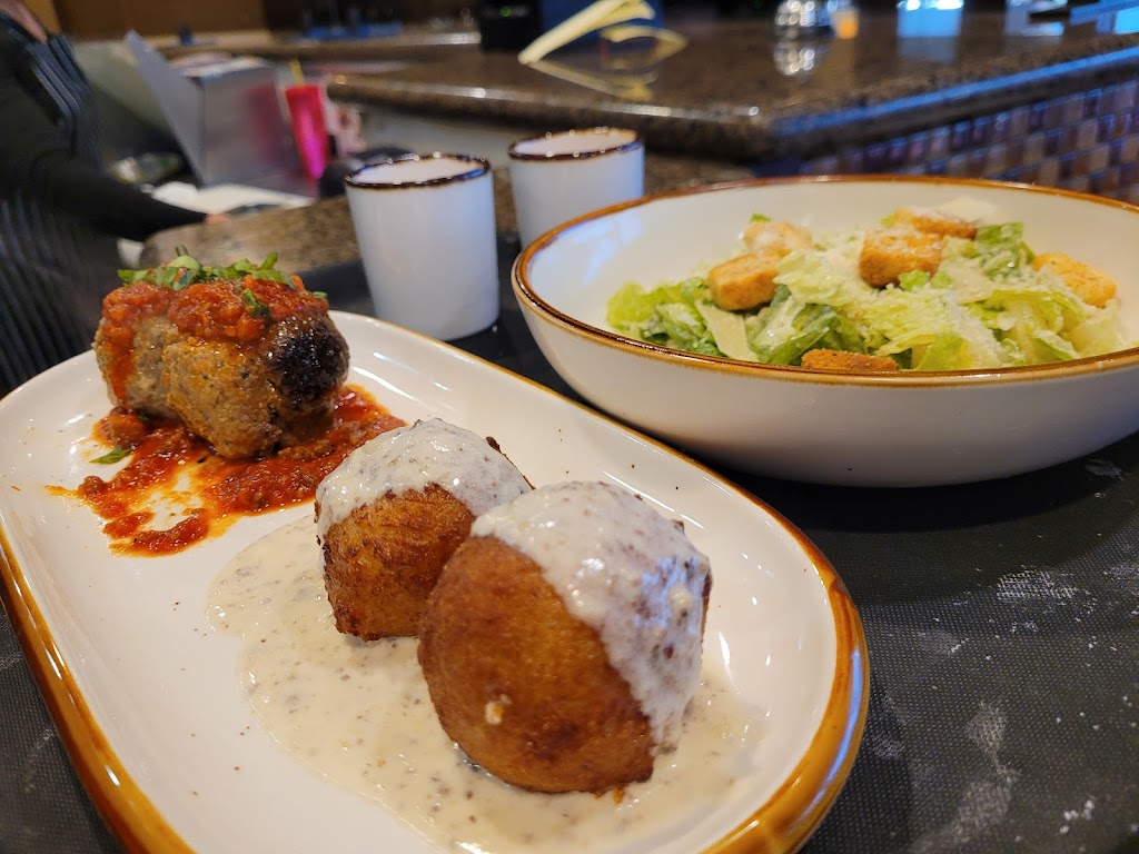 Olio E Farina - Pizza Tasting Room | restaurant | 24230 Kuykendahl Rd Ste 200, Tomball, TX 77375, USA | 8326396503 OR +1 832-639-6503