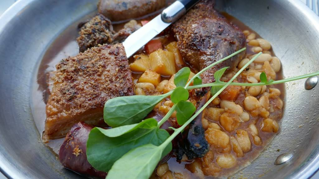 LAlbatros | restaurant | 11401 Bellflower Rd, Cleveland, OH 44106, USA | 2167917880 OR +1 216-791-7880