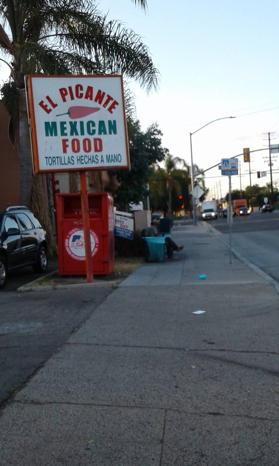 El Picante | restaurant | 1610 S Standard Ave, Santa Ana, CA 92707, USA | 7142850642 OR +1 714-285-0642