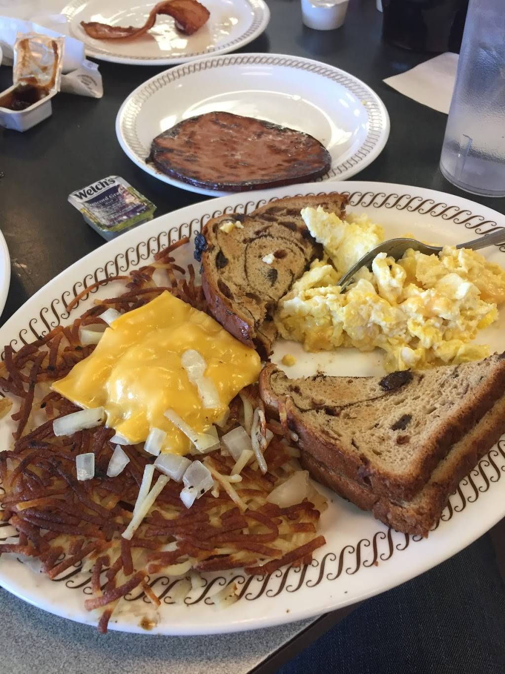 Waffle House | meal takeaway | 502 N Berkeley Blvd, Goldsboro, NC 27534, USA | 9197786210 OR +1 919-778-6210