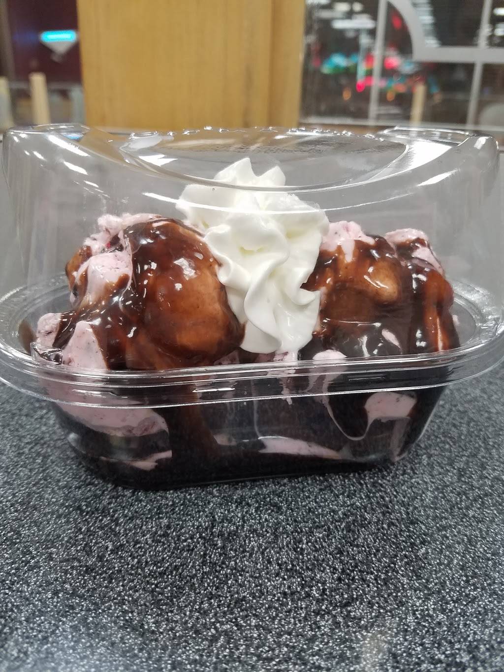 Braums Ice Cream & Burger Restaurant | restaurant | 4020 N Pennsylvania Ave, Oklahoma City, OK 73112, USA | 4055283006 OR +1 405-528-3006