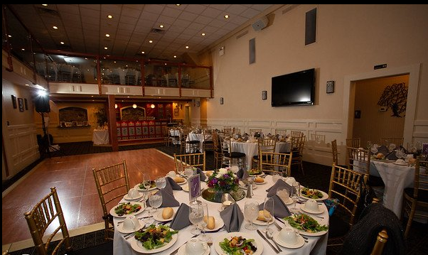 The Loft at Sweet Water Featuring Tapped Out | restaurant | 2554 Geryville Pike, Pennsburg, PA 18073, USA | 2156798111 OR +1 215-679-8111