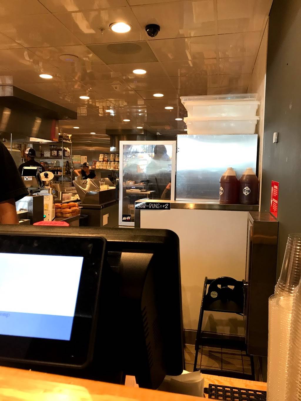 Hopdoddy Burger Bar | restaurant | 4584 Poplar Ave, Memphis, TN 38117, USA | 9016830700 OR +1 901-683-0700