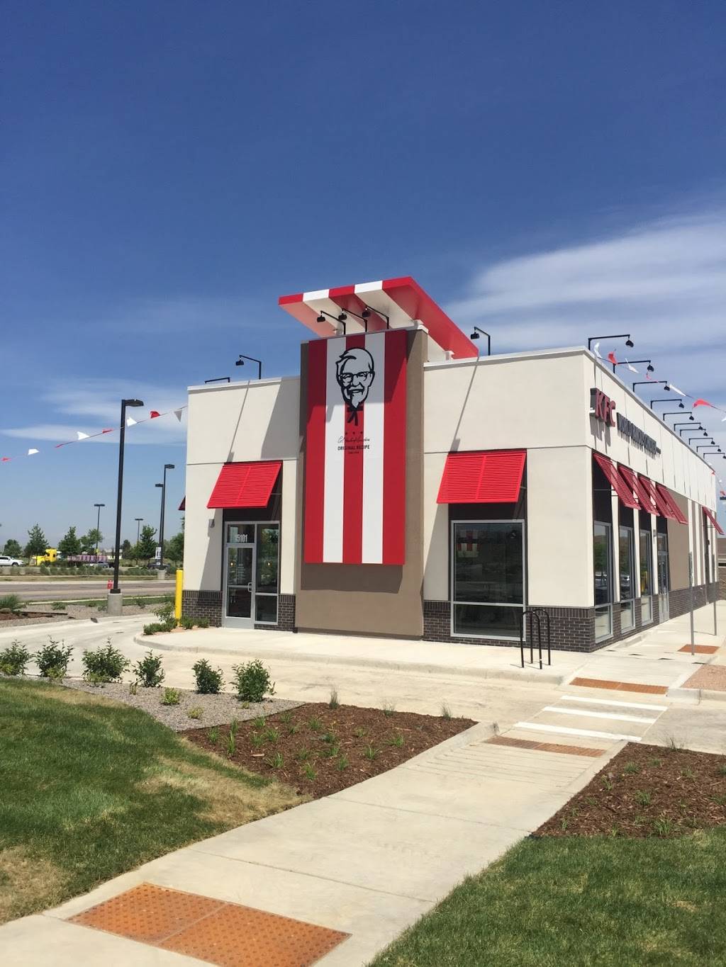 KFC | restaurant | 15101 E 104th Ave, Commerce City, CO 80022, USA | 3032876457 OR +1 303-287-6457