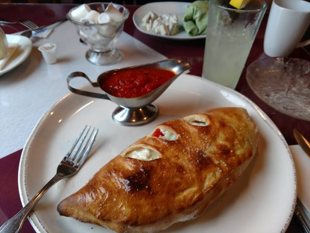 Johnny Ds Market & Bistro | restaurant | 1409 Florida A1A, Vero Beach, FL 32963, USA | 7722344181 OR +1 772-234-4181