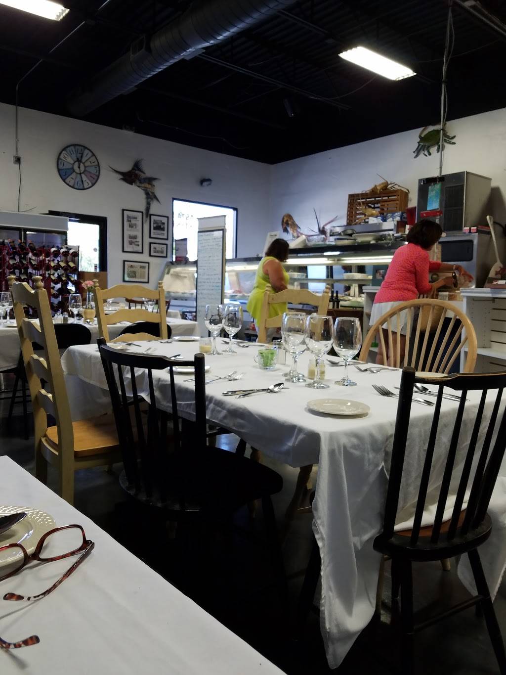 Joeys Seafood Shack | restaurant | 1800 US-1, Vero Beach, FL 32960, USA | 7729188855 OR +1 772-918-8855