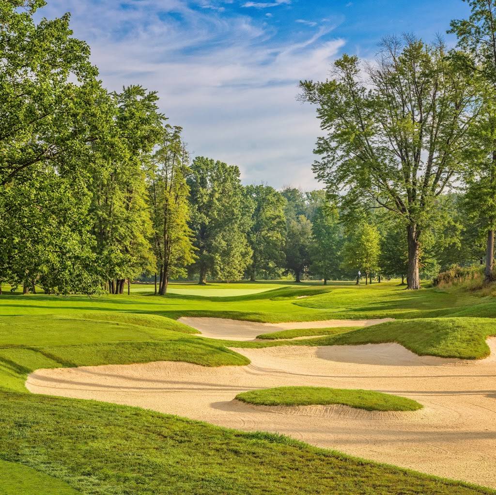 Valley of the Eagles Golf Club | restaurant | 1100 Gulf Rd, Elyria, OH 44035, USA | 4403651411 OR +1 440-365-1411