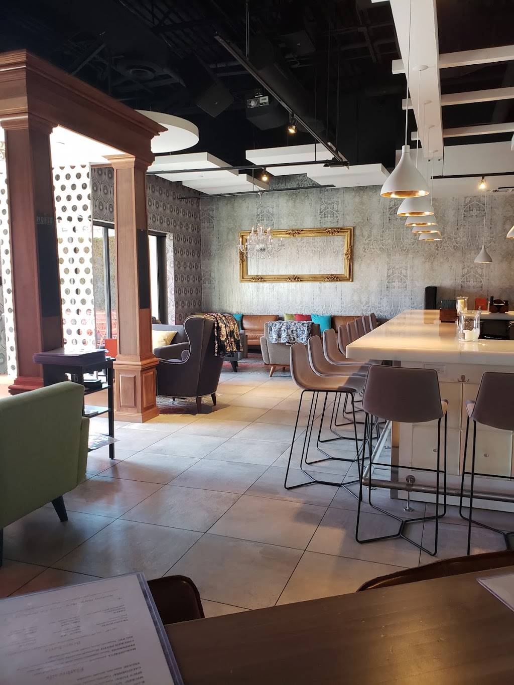 The Living Room Wine Café & Lounge | night club | 8977 North Scottsdale RD st. 500, Scottsdale, AZ 85253, USA | 4806346709 OR +1 480-634-6709