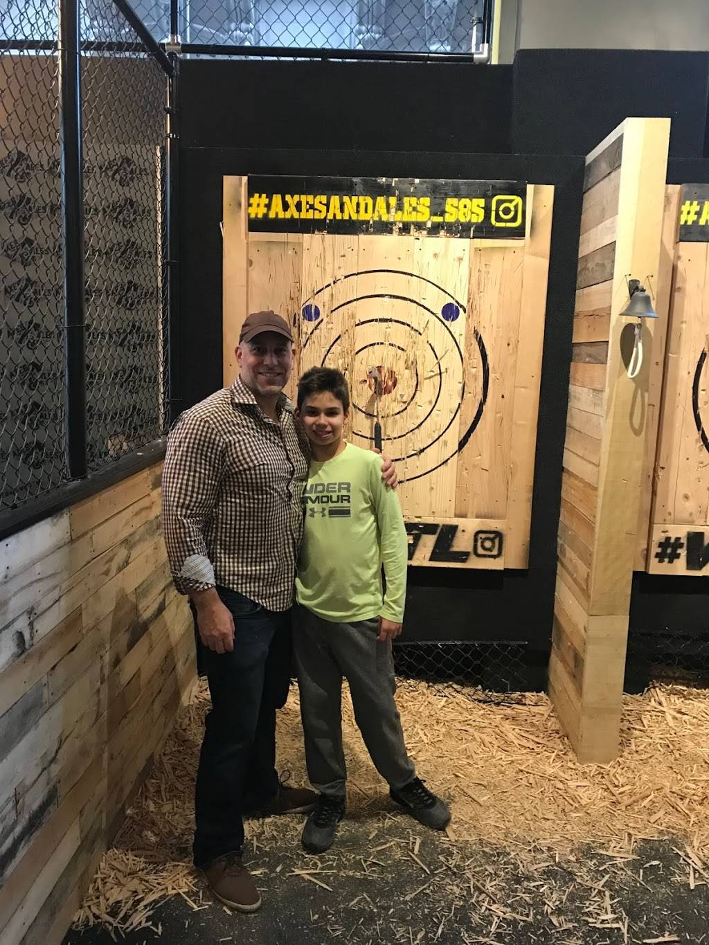 Axes & Ales | restaurant | 349 East Ave, Rochester, NY 14604, USA | 5852708801 OR +1 585-270-8801