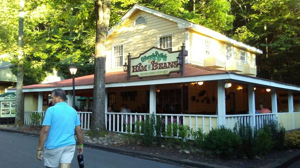 Dominos Pizza | meal delivery | 221 MS-26 W, Poplarville, MS 39470, USA | 6014038500 OR +1 601-403-8500