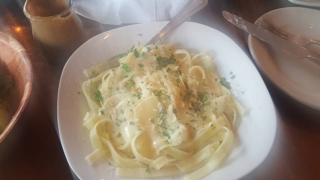 Obrigado Restaurant | restaurant | 109 W Main St, Louisa, VA 23093, USA | 5409679447 OR +1 540-967-9447