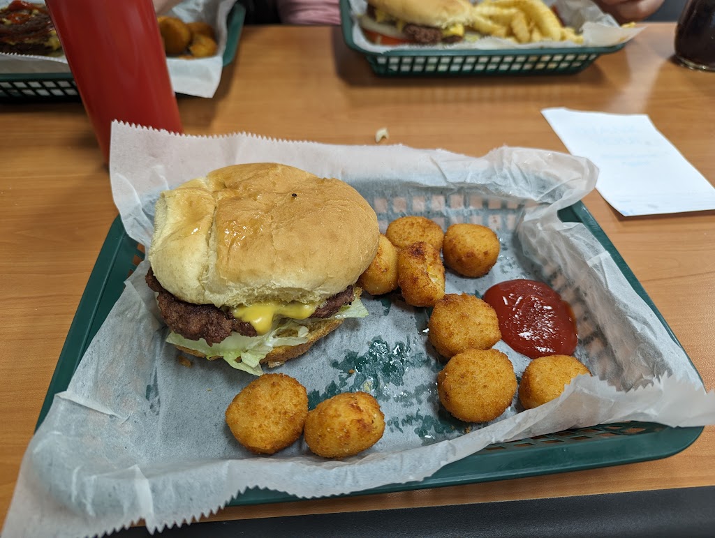 Bond-o To Burgers | restaurant | 3500 TN-126, Blountville, TN 37617, USA | 4233233930 OR +1 423-323-3930