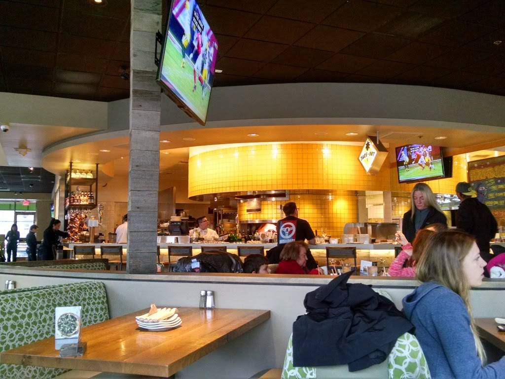 California Pizza Kitchen at Tarzana | restaurant | 18800 Ventura Blvd, Tarzana, CA 91356, USA | 8183459925 OR +1 818-345-9925